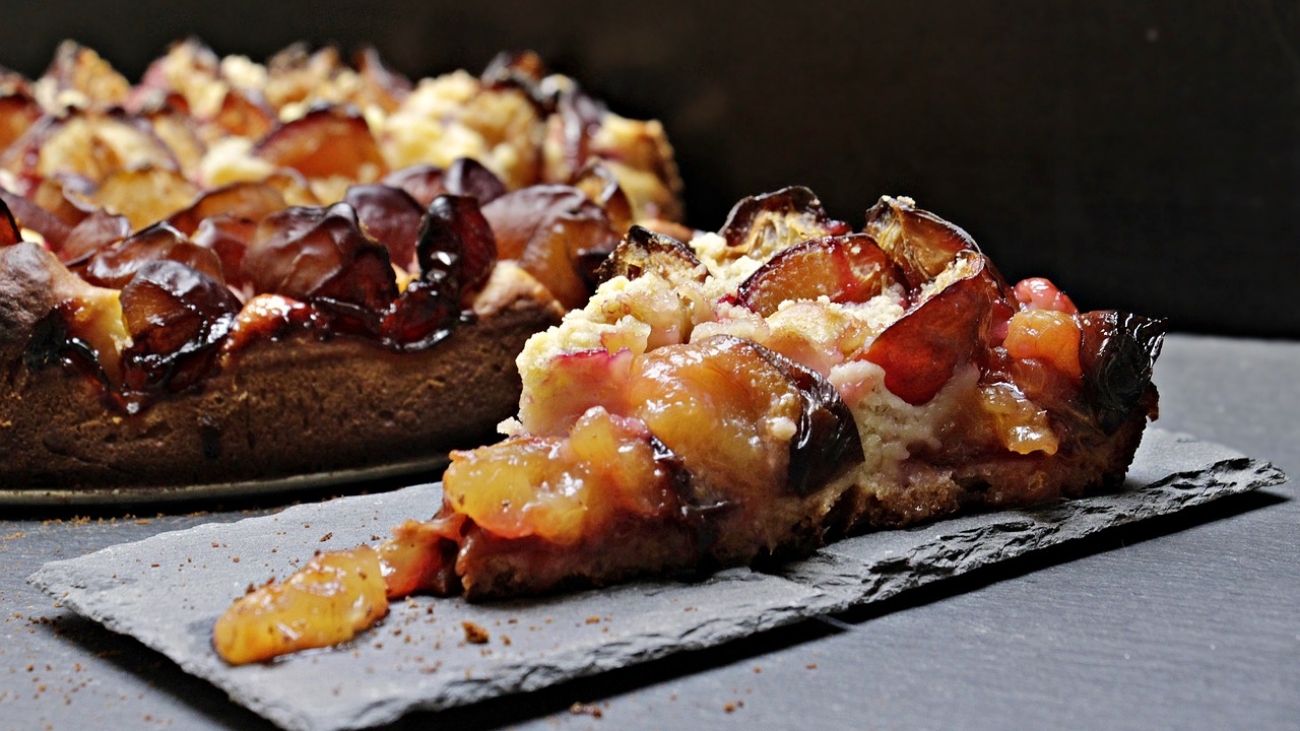 plum-cake-3641849_1280