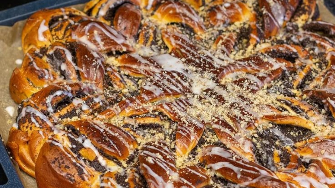 2b6496fc44f5630b5b9ebaee9bbc653f