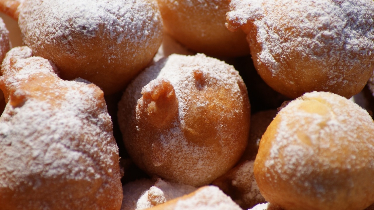 a-delicacy-322722_1280 (1)