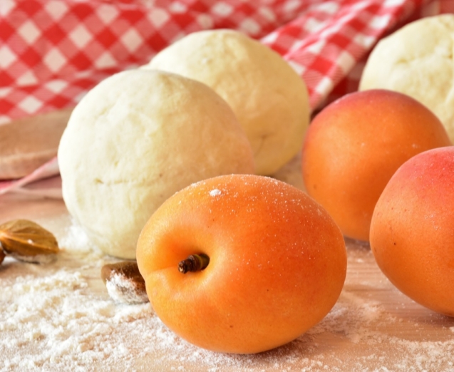 marillenknodel-3520517_1280