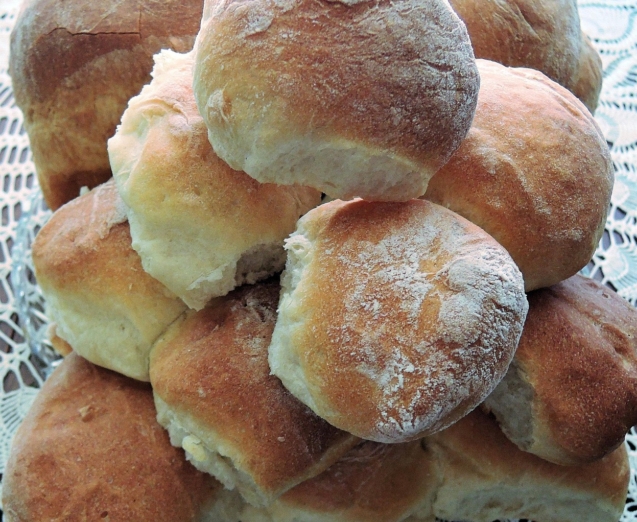 bread-rolls-945774_1280