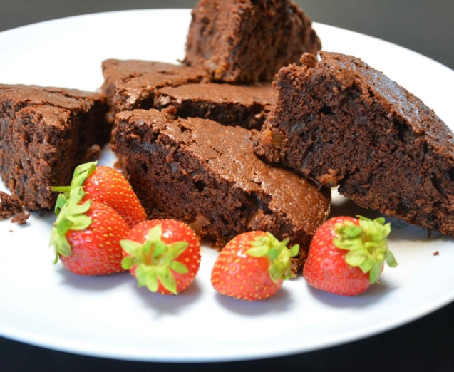 chocolate-cake-2554727_1280