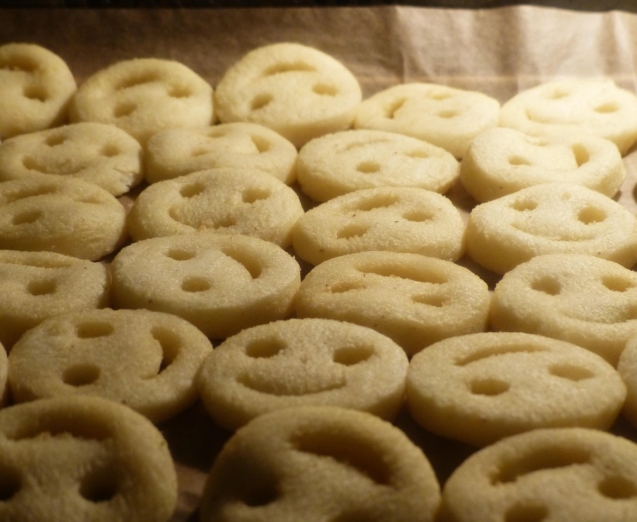 smiley-fries-101500_1280